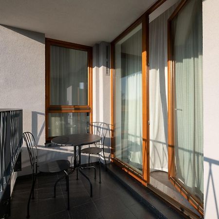 وارسو Nexthome Boutique Apartments - Klimatyzacja - Air Conditioning - New المظهر الخارجي الصورة
